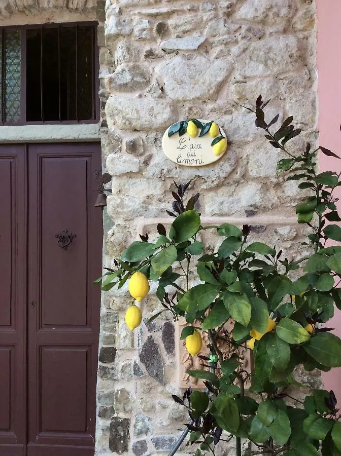 Aia Dei Limoni Villa Tivegna 0*,
