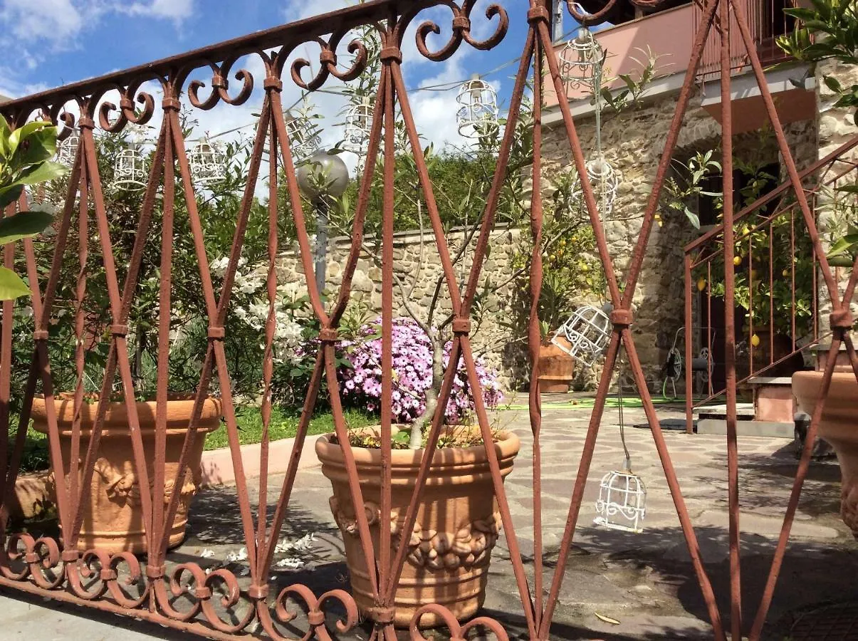 Aia Dei Limoni Villa Tivegna