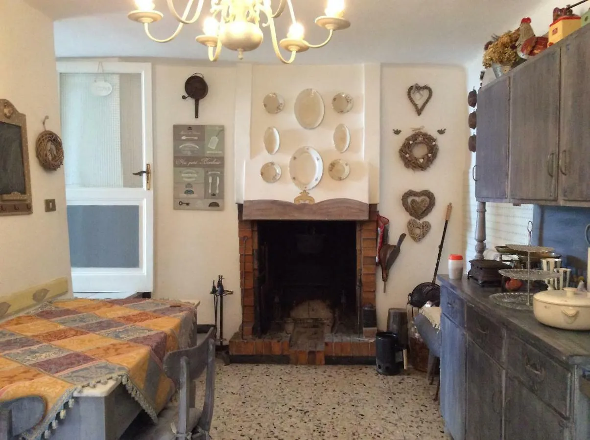 Holiday home Aia Dei Limoni Villa Tivegna